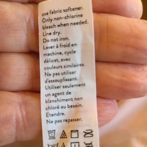 Spanx lightweight shapewear tank - Picture 7 of 7